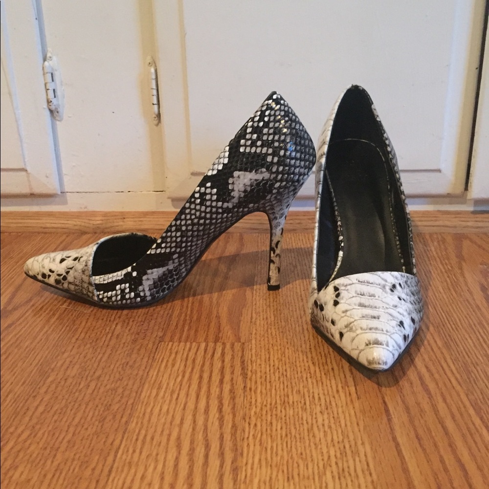 Black and white pumps